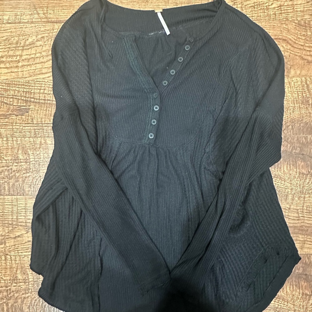 Free people shirt - size xs- like new!